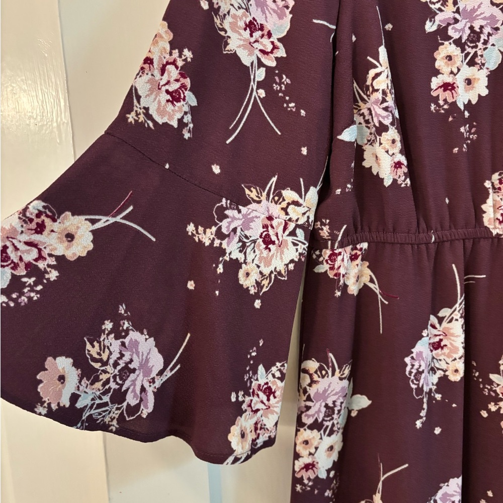 Burgundy Floral Skater Dress Bell Sleeves Keyhole Neck Plus Size 1X - Picture 7 of 13